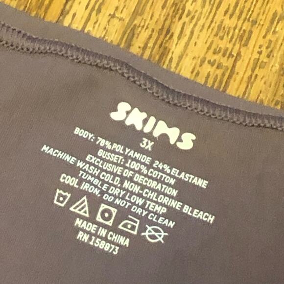 Skims Plum Purple Fits Everybody Thong Panties Size 3X - Picture 4 of 7